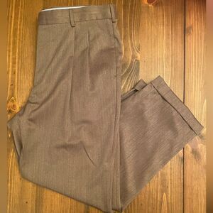 Men’s dress pants 40x30 Roundtree&Yourke easy care
